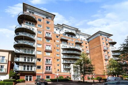 Winterthur Way, 1 bedroom  Flat to rent, £1,050 pcm