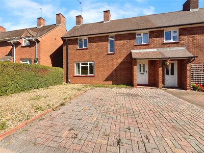 3 bedroom Semi Detached House to rent