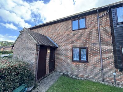 Binfields Close, 1 bedroom  Flat to rent, £950 pcm