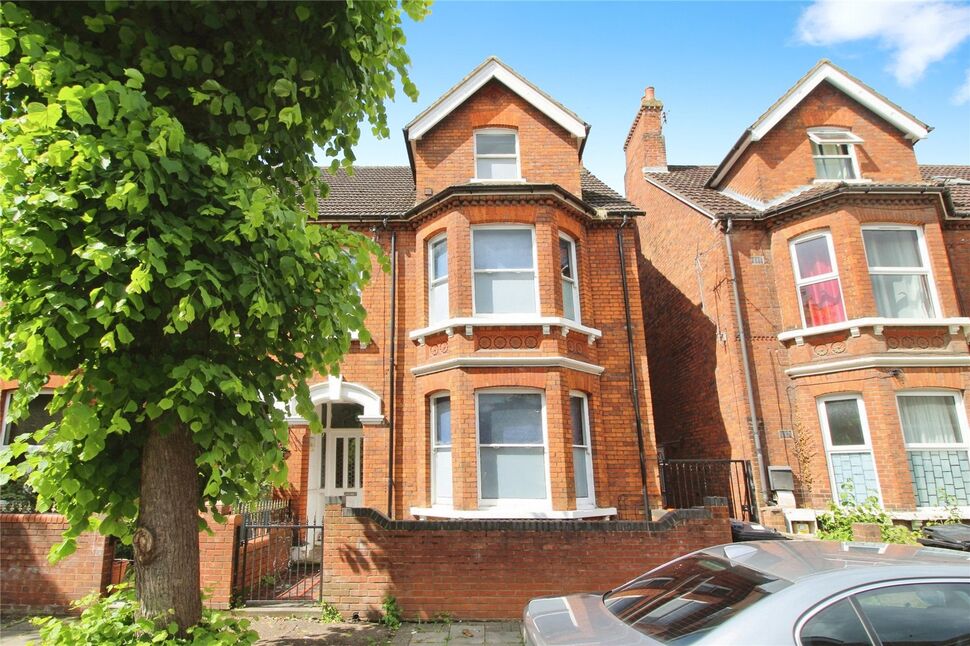 5 bedroom Semi Detached House for sale, Rutland Road, Bedford, MK40 £