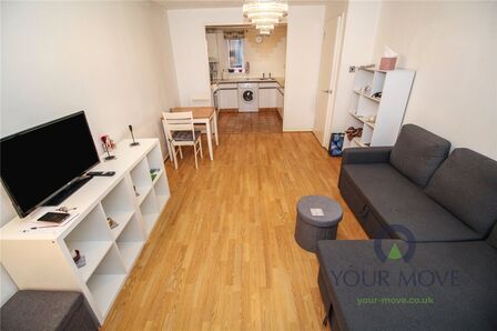 Conduit Road, 1 bedroom  Flat for sale, £110,000