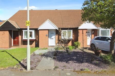 Alburgh Close, 1 bedroom Mid Terrace House for sale, £210,000