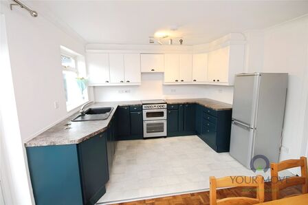 3 bedroom Semi Detached House to rent