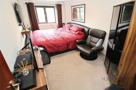 1 bedroom  Flat for sale