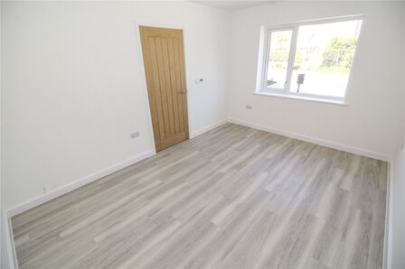 Hawnes Close, 3 bedroom Semi Detached House for sale, &pound;475,000