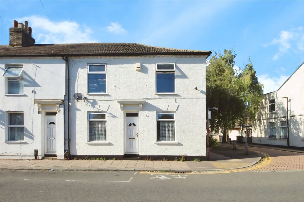 Main image of 1 bedroom  Flat to rent, Commercial Road, Bedford, Bedfordshire, MK40