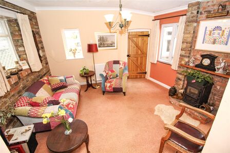 Bedford Road, 3 bedroom Detached House for sale, &pound;500,000