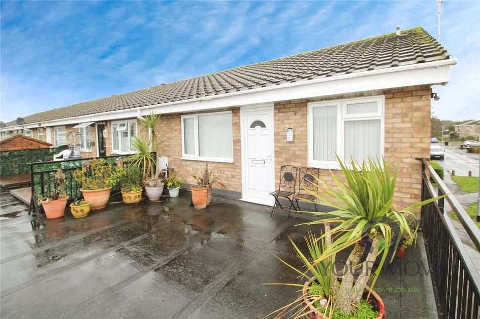 Main image of 2 bedroom Flat for sale, Shaldon Court, Bedford, Bedfordshire, MK40