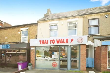 Bedford Road, 1 bedroom  Flat to rent, &pound;700 pcm