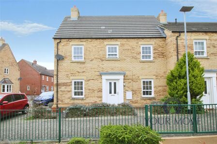 3 bedroom End Terrace House for sale