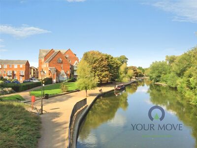 4 bedroom Flat for sale