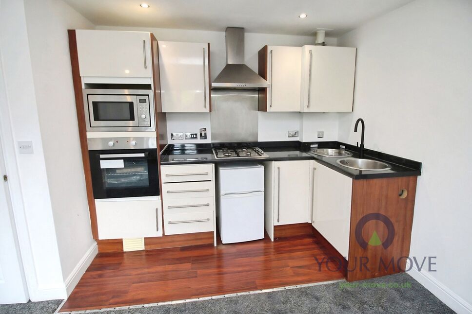 Lounge / Kitchen