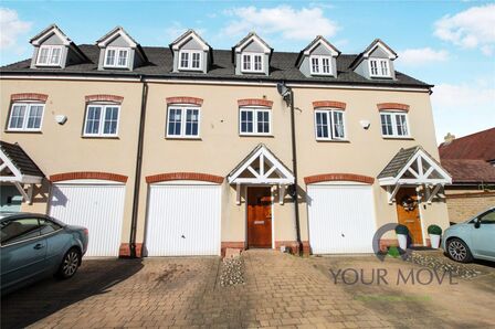 4 bedroom Mid Terrace House for sale