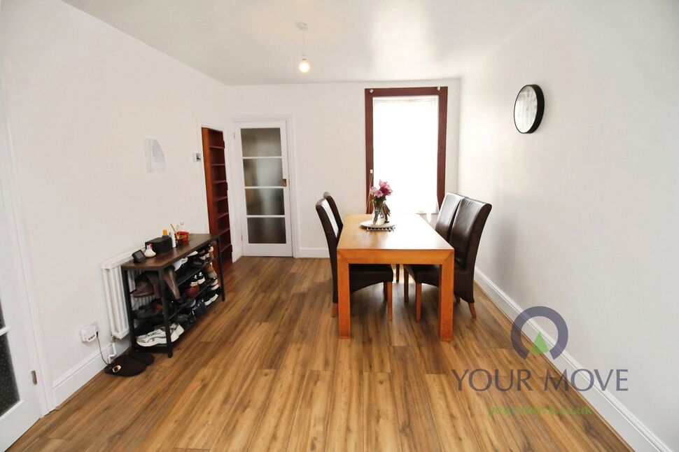 Lounge / Dining Room