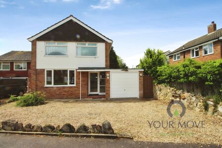 3 bedroom Detached House to rent
