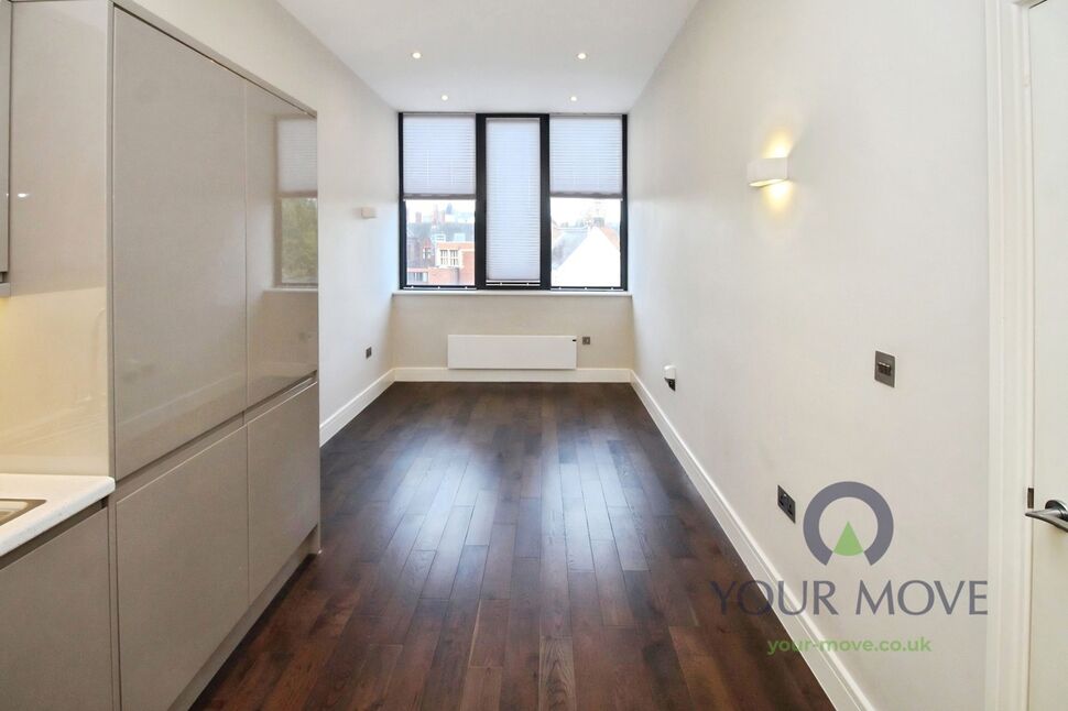 Lounge / Kitchen