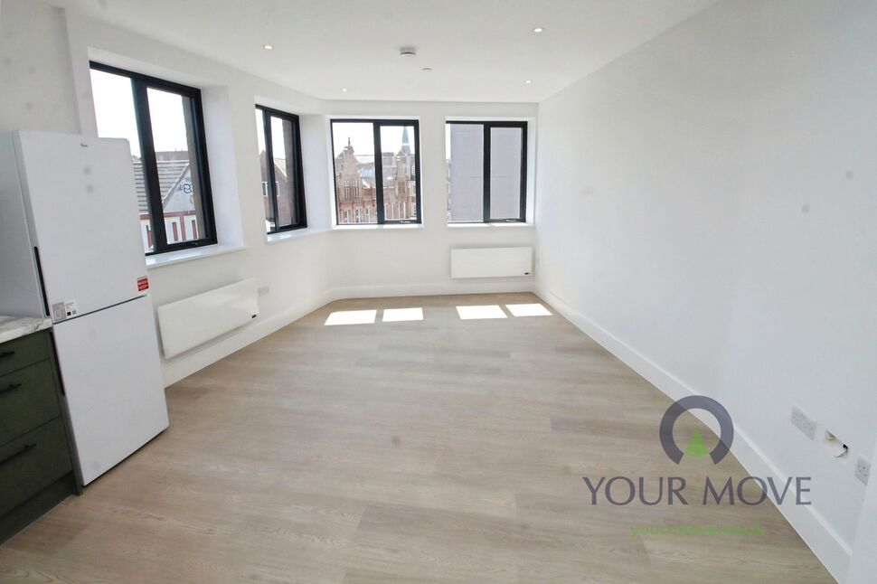 Lounge / Kitchen