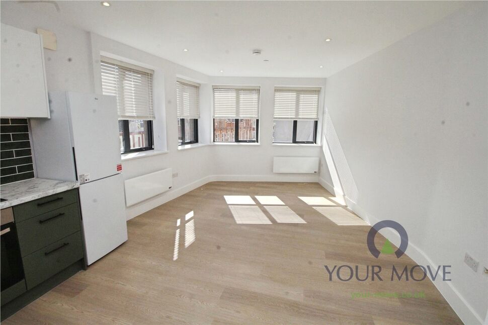 Lounge / Kitchen
