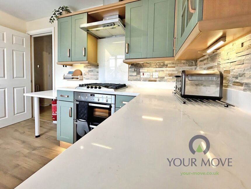 Kitchen / Breakfast Room