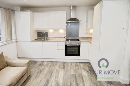 Mill Street, 1 bedroom Flat to rent, &pound;950 pcm