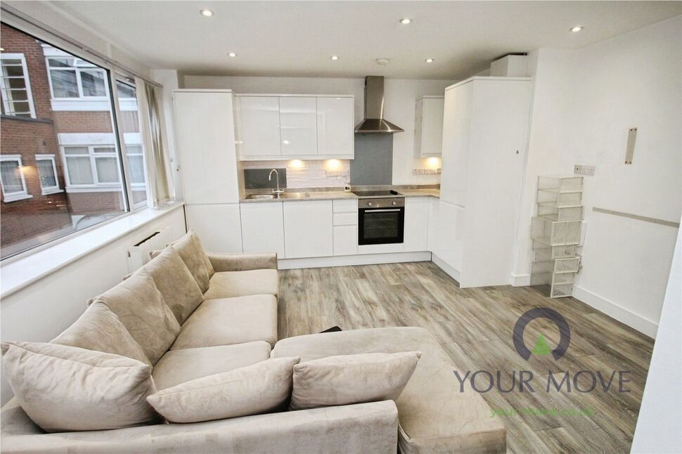 Lounge / Kitchen