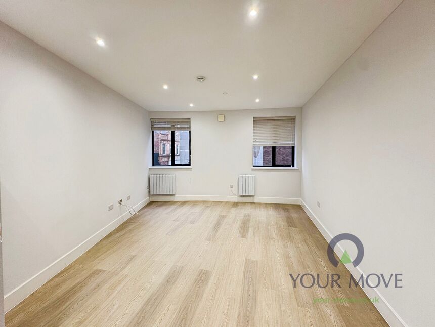 Lounge / Kitchen