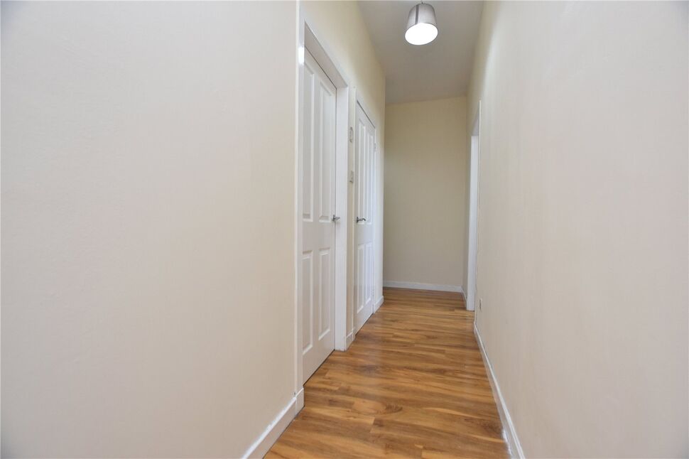 2 bedroom Flat for sale, Motherwell Road, Bellshill, ML4 £70,000