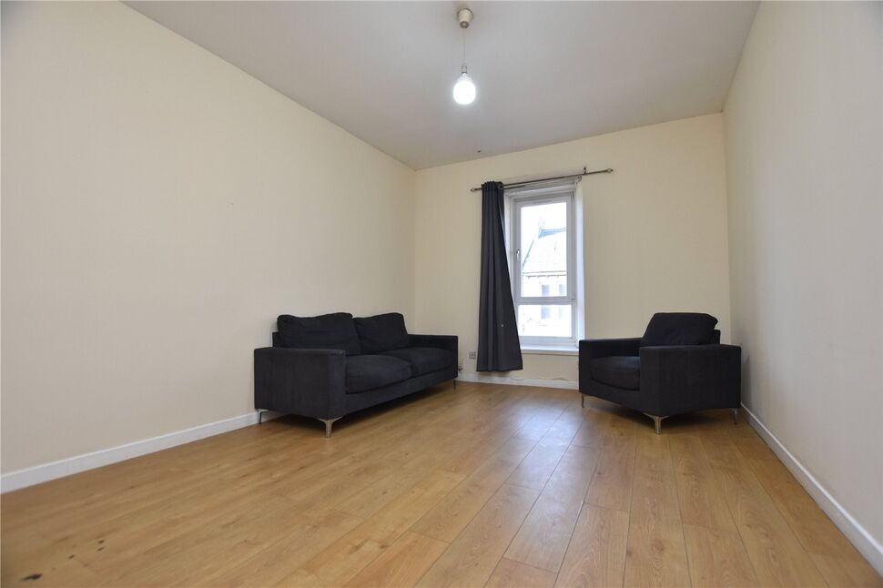 2 bedroom Flat for sale, Motherwell Road, Bellshill, ML4 £70,000