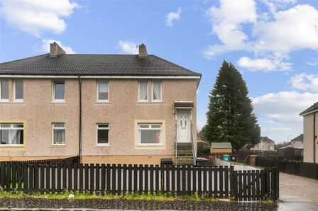 Lloyd Street, 2 bedroom Flat for sale, &pound;75,000
