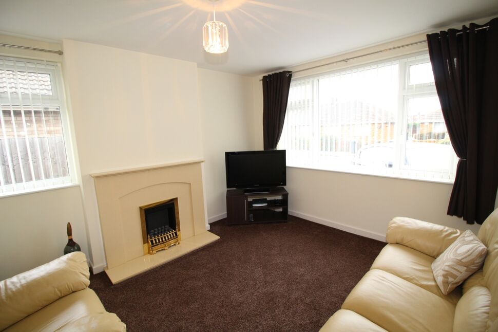 Main image of 2 bedroom Semi Detached Bungalow to rent, Martins Road, Bedworth, Warwickshire, CV12