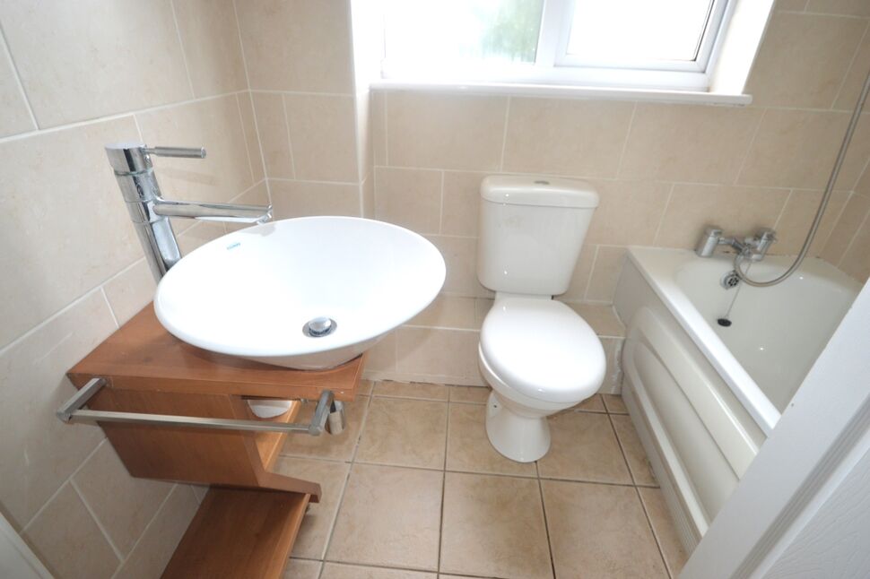 Bathroom / Shower Room / WC
