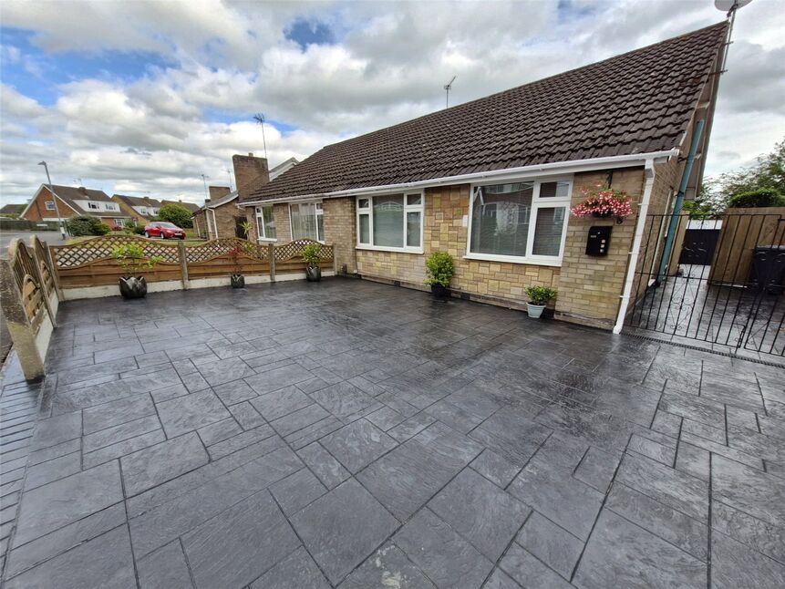 Main image of 2 bedroom Semi Detached Bungalow to rent, Trent Road, Bulkington, Warwickshire, CV12