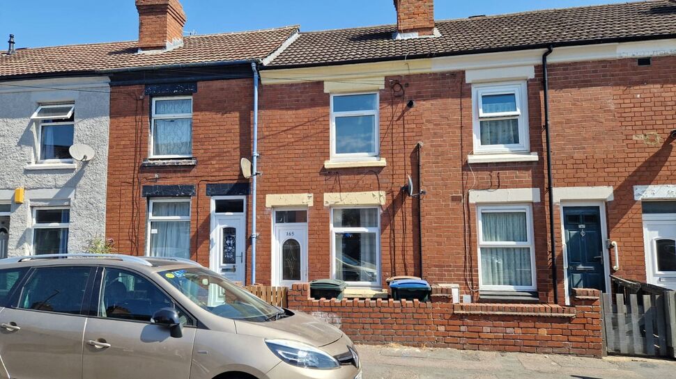 2 bedroom Mid Terrace House to rent