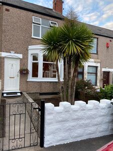 Watersmeet Road, 2 bedroom Mid Terrace House to rent, &pound;1,050 pcm