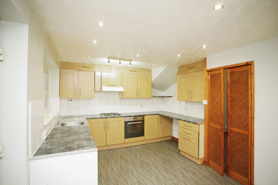 3 bedroom Semi Detached House for sale, Aintree Close, Bedworth, CV12