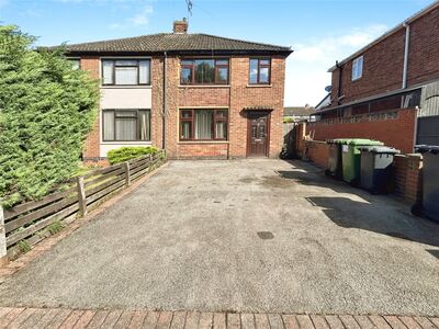 Deans Way, 4 bedroom Semi Detached House for sale, £270,000