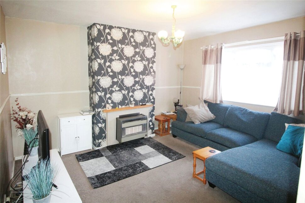 3 bedroom End Terrace House for sale, Sudeley Road, Nuneaton, CV10 £