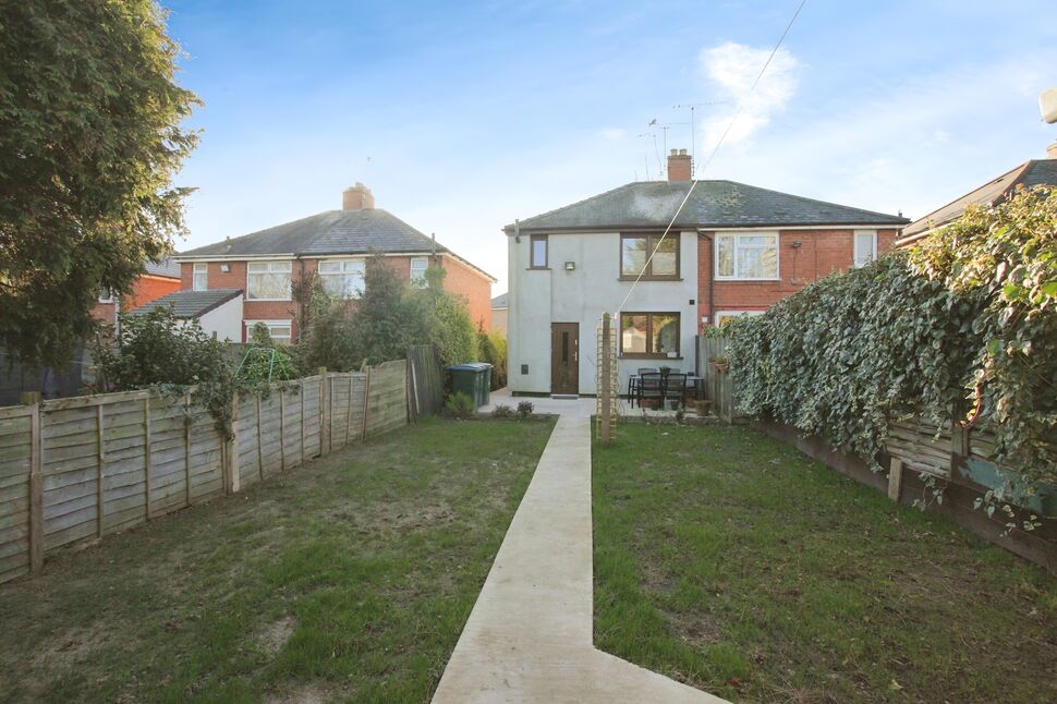 3 bedroom Semi Detached House for sale, Miles Meadow, Coventry, CV6 £