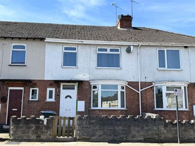 3 bedroom Mid Terrace House to rent