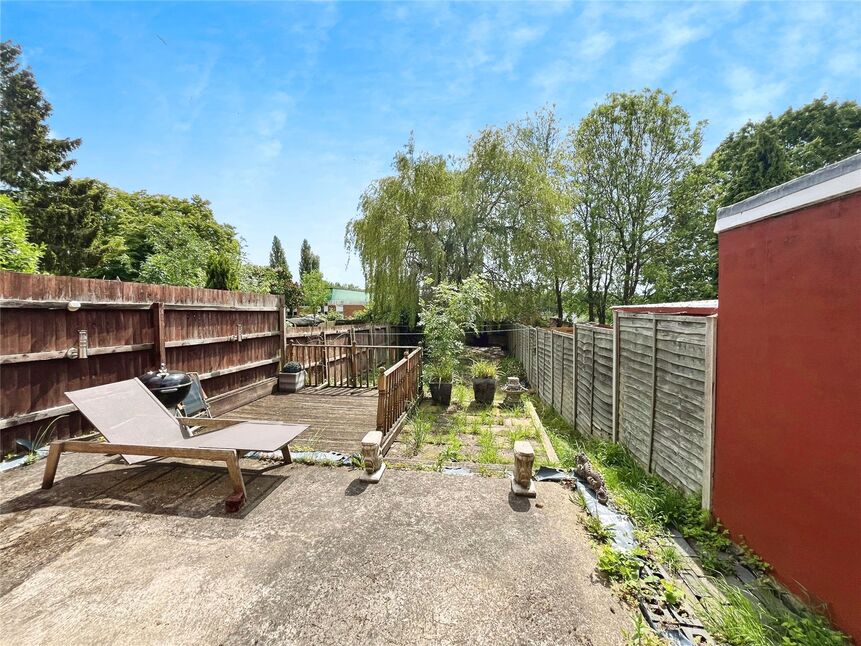 3 bedroom Semi Detached House for sale, Coventry Road, Bedworth, CV12