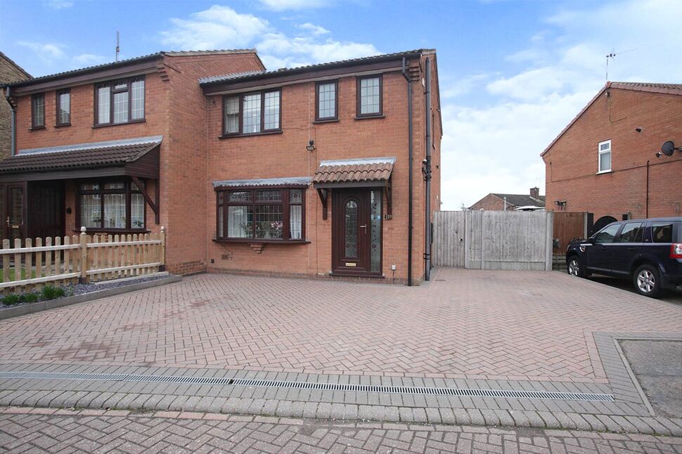 Main image of 3 bedroom Semi Detached House for sale, Cheltenham Close, Bedworth, Warwickshire, CV12