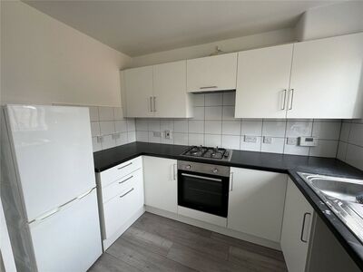 2 bedroom End Terrace House to rent