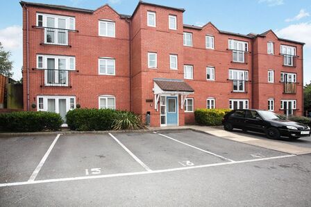 2 bedroom  Flat for sale