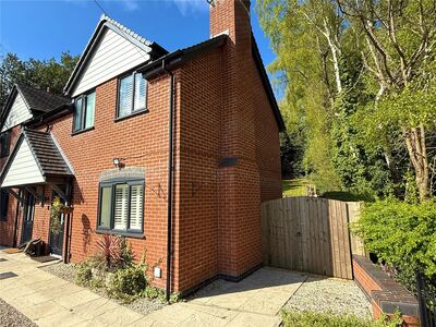 Fivefield Road, 3 bedroom Semi Detached House for sale, £350,000