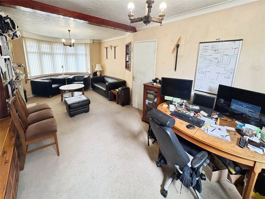 Lounge / Dining Room