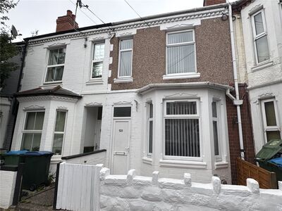 3 bedroom Mid Terrace House to rent