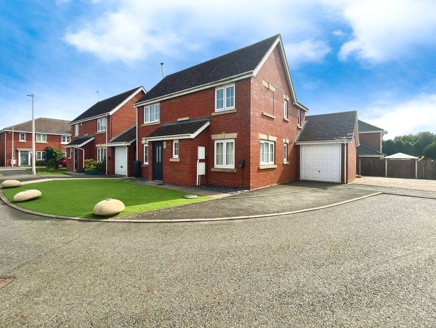 Main image of 4 bedroom Detached House for sale, The Leys, Bedworth, Warwickshire, CV12