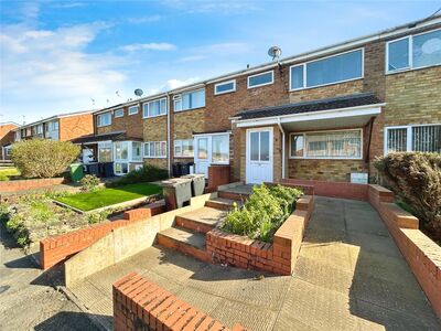 3 bedroom Mid Terrace House for sale
