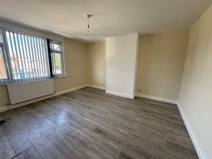 2 bedroom  Flat to rent