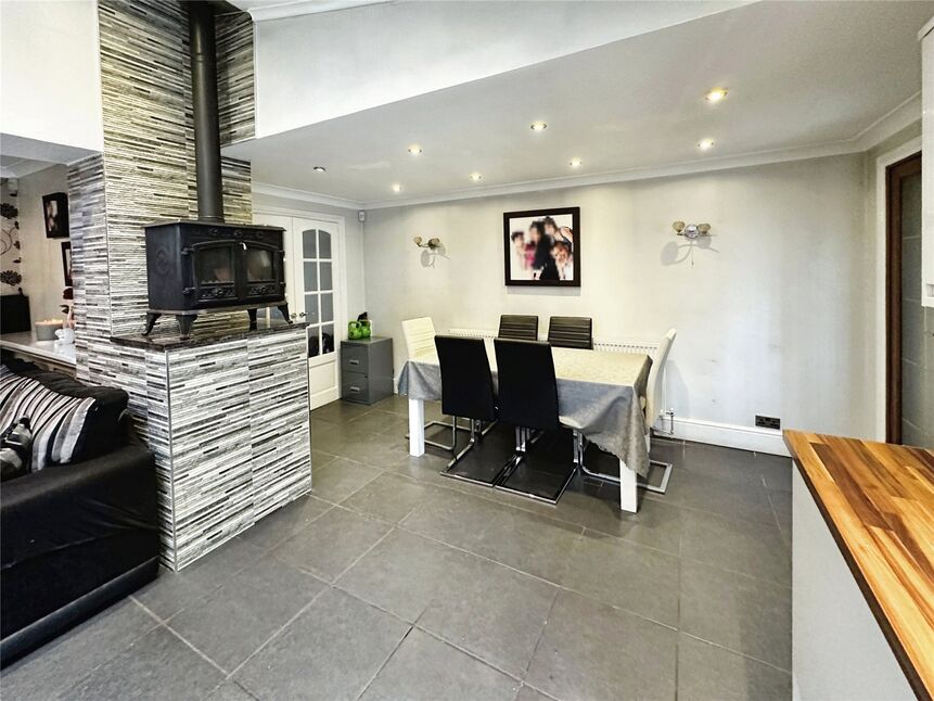 Kitchen / Diner / Family Room